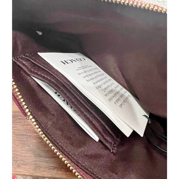 COACH DEMPSEY LARGE CORNER ZIP WRISTLET WALLET SIGNATURE JACQUARD COACH PATCH - Picture 5 of 7